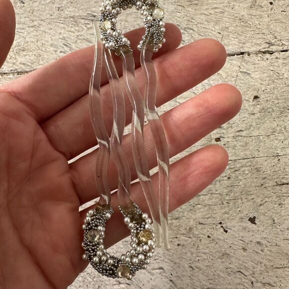 Vintage Art Deco Era Lucite Rhinestone Elegant Hair Pins main image 5